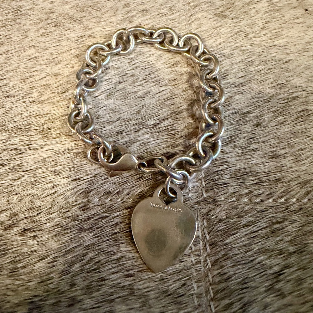 Tiffany & Co. Silver Heart Charm Link Bracelet
